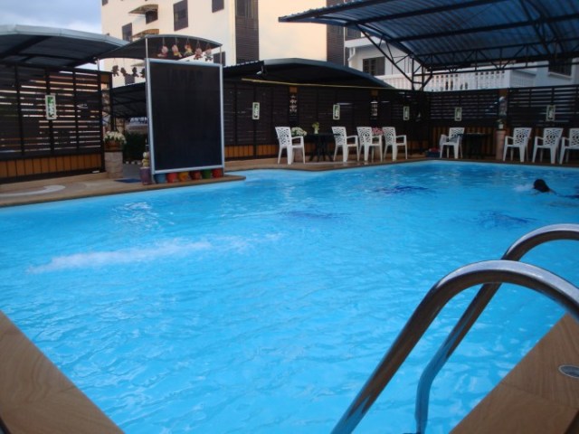 Phimai Paradise Hotel swimming pool